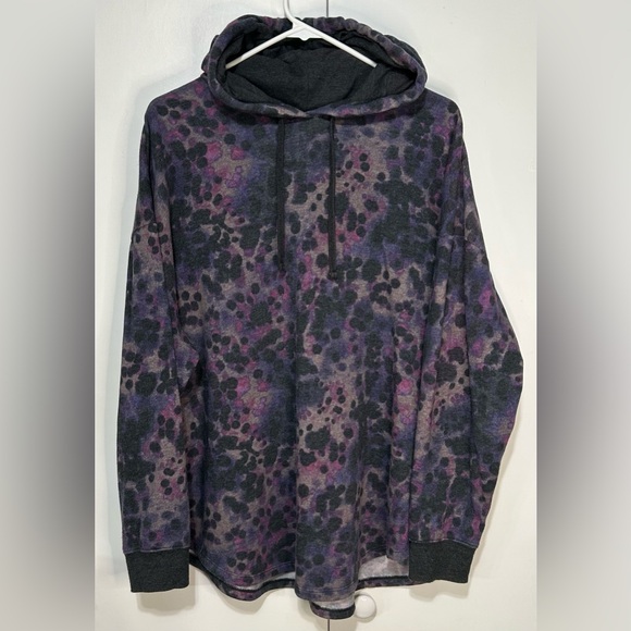 Torrid Women size 2 Purple and Black Hooded Fleece Lined Warm Comfy Sweatshirt - Picture 1 of 9